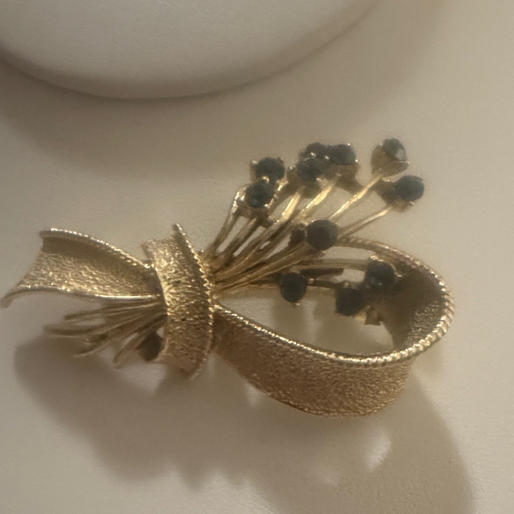 Gold-tone Bow Bouquet Brooch with Dark Green Stone Accents